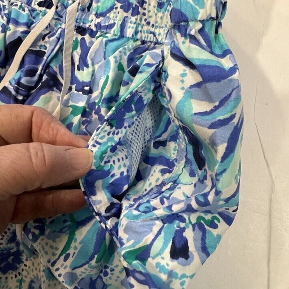 LILLY PULITZER Luxletic Run Around Shorts Women XXS Blue Multi Dopamine Hot Pant - Picture 3 of 10